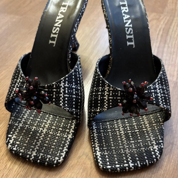 Women's New York Transit Herringbone Open-Toed Shoes Color: Black/White Size: 9M - Picture 1 of 5